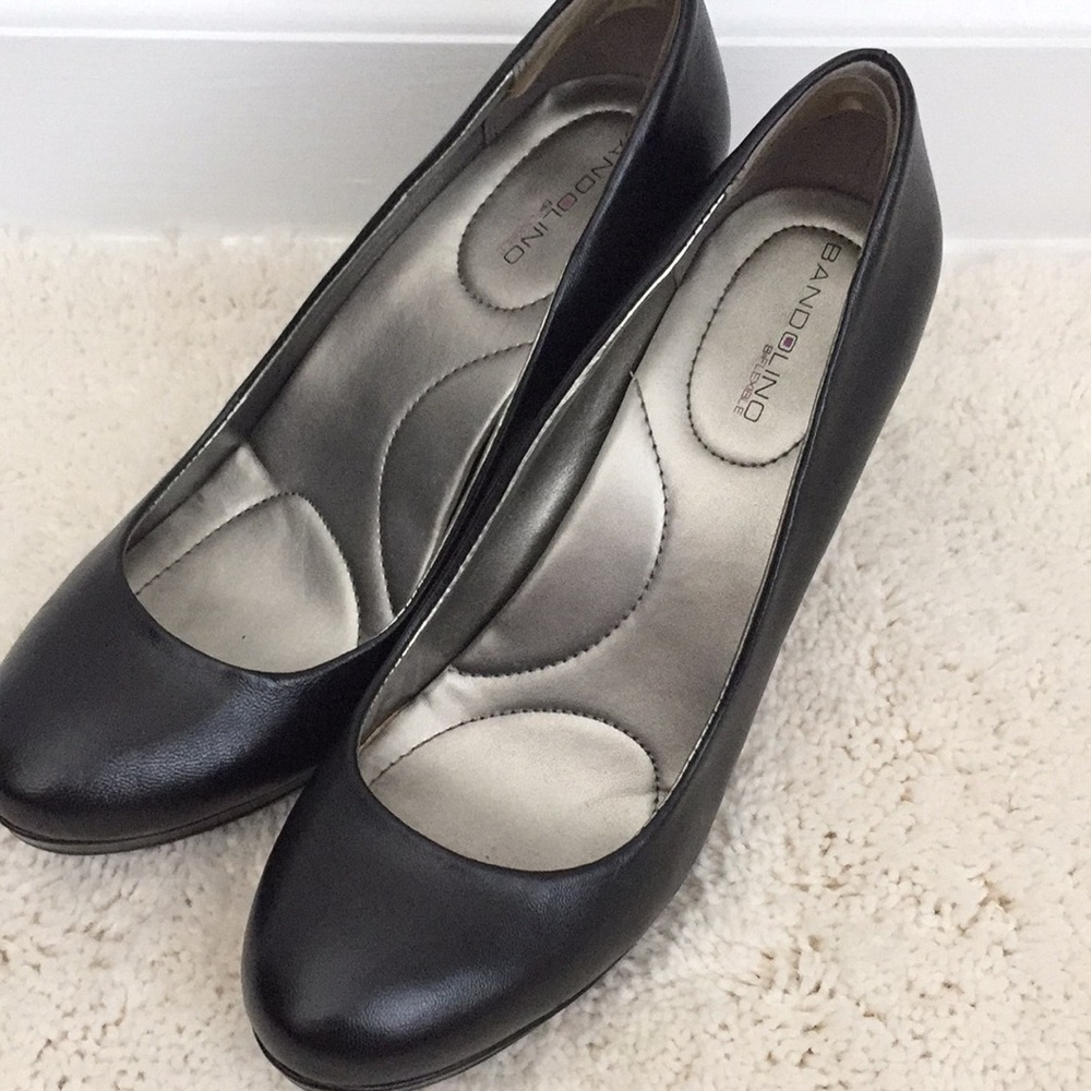 Bandolino Leather Upper Black Heels size 9.5